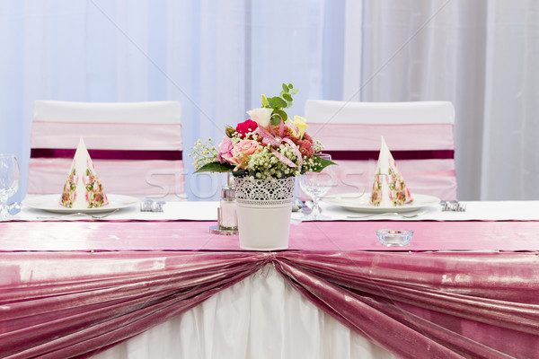 Imagine de stoc: Nuntă · set · amenda · de · mese · trandafir · restaurant