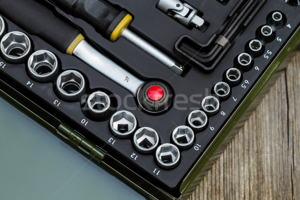 Industrial set de instrumente detaliu priza cheie Imagine de stoc © c12