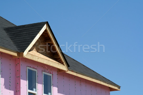 Budowy dachu nowego domu ściany nieruchomości Zdjęcia stock © ca2hill