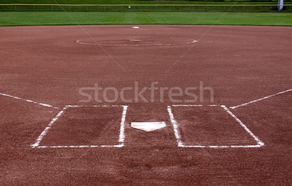In spatele placă vedere softball câmp Imagine de stoc © ca2hill