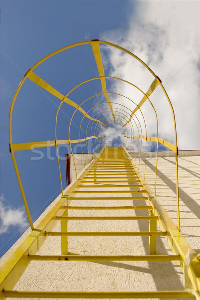 Escaliers jaune escalade ciel bâtiment affaires [[stock_photo]] © caimacanul