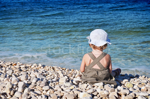 девушки девочку сидят пляж счастливым природы Сток-фото © Calek