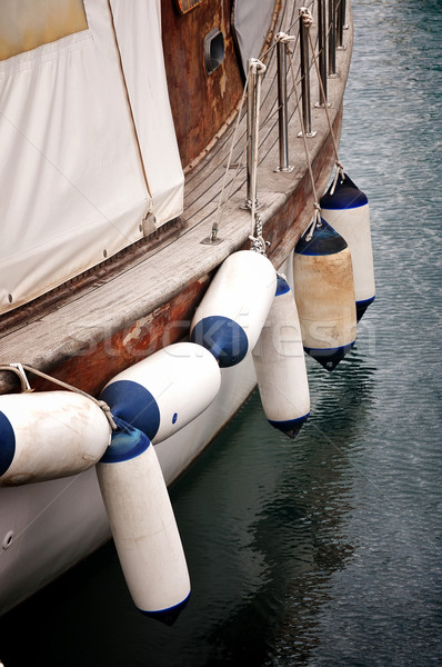 Foto stock: Bóia · viajar · azul · branco · lado · barco