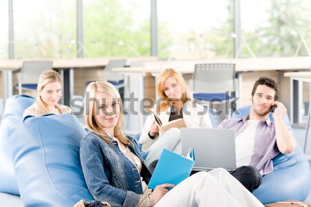 Foto stock: Estudantes · professor · educação · escola · secundária · aprendizagem · universidade