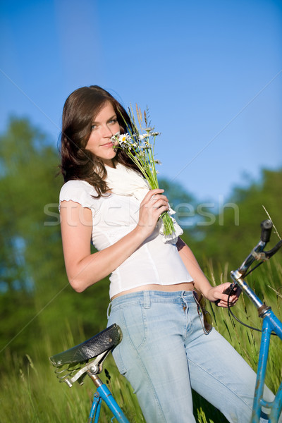 Frau Fahrrad Sommer Blume Bouquet Stock foto © CandyboxPhoto