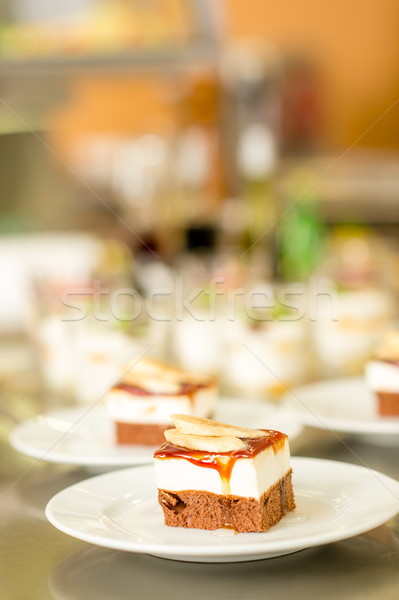Stockfoto: Banaan · dessert · cake · stuk · witte · plaat
