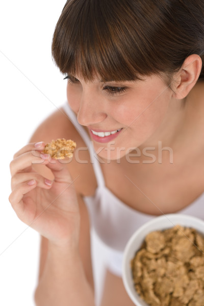 Weiblichen Teenager essen gesunden Getreide Frühstück Stock foto © CandyboxPhoto