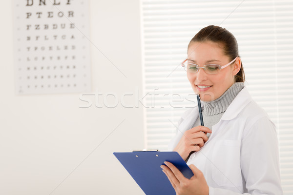 Imagine de stoc: Optician · medic · femeie · ochelari · ochi · diagramă
