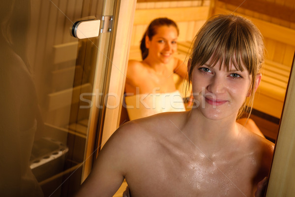 Nő pózol szauna gyógyfürdő izzadt szőke Stock fotó © CandyboxPhoto