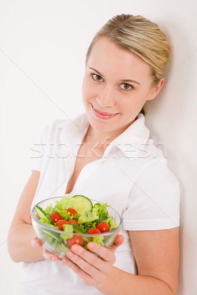 Foto stock: Sorrindo · vegetal · salada · branco · mulher