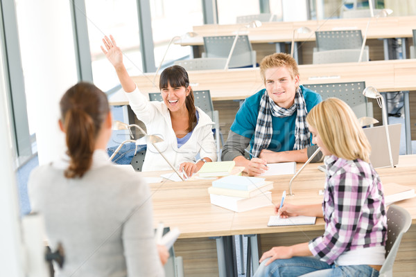 Middelbare school studenten handen klas hoogleraar vrouw Stockfoto © CandyboxPhoto