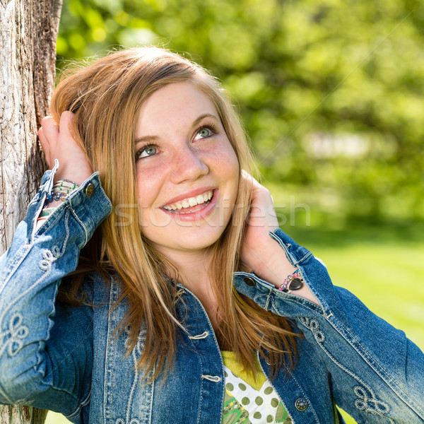 [[stock_photo]]: Animé · souriant · fille · nature · soleil