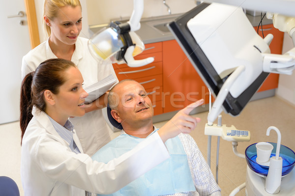 [[stock_photo]]: Homme · patient · dentaires · consultation · dentiste · chirurgie