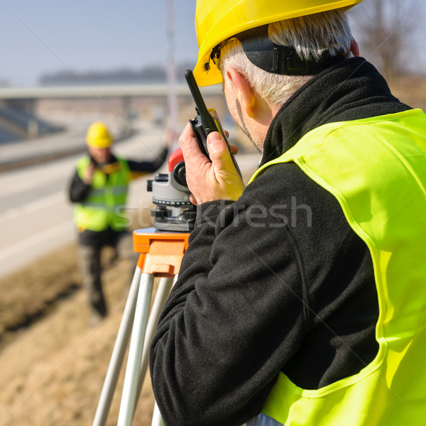 衡量 土地 高速公路 頭盔 男 商業照片 © CandyboxPhoto