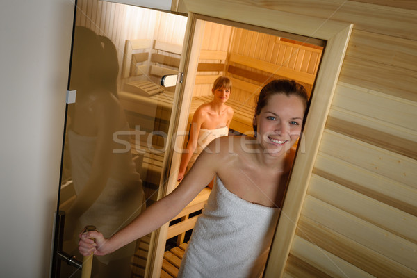 Nő pózol szauna gyógyfürdő izzadt fiatal nő Stock fotó © CandyboxPhoto