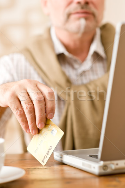 Idős érett férfi otthon vásárlás hitelkártya laptop Stock fotó © CandyboxPhoto