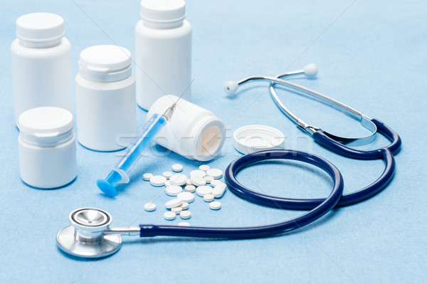 Orvosi készletek tabletták injekció sztetoszkóp orvosi tájkép Stock fotó © CandyboxPhoto