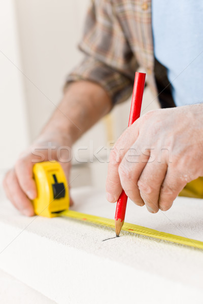 Imagine de stoc: Handyman · măsura · cărămidă · atelier · instrument