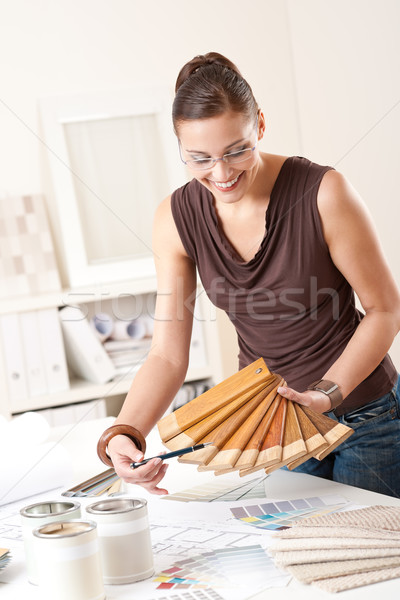 Foto stock: Jóvenes · femenino · disenador · color · oficina