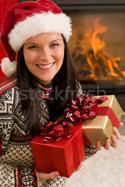 Imagine de stoc: Crăciun · prezenta · femeie · pălărie · acasă