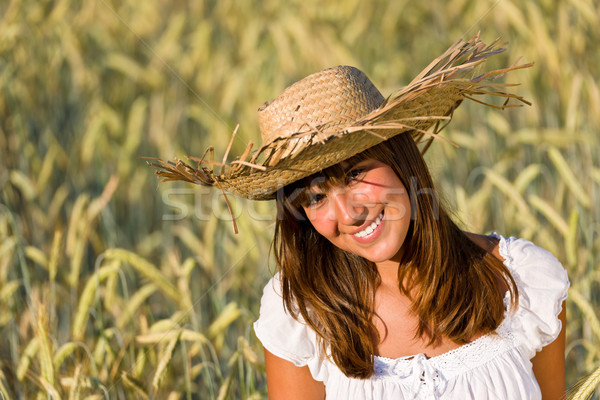 Stok fotoğraf: Mutlu · kadın · hasır · şapka · mısır · alan · tadını · çıkarmak