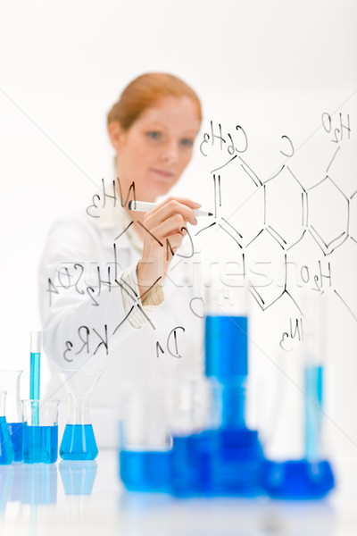 Stockfoto: Vrouw · wetenschapper · laboratorium · schrijven · chemische · formule