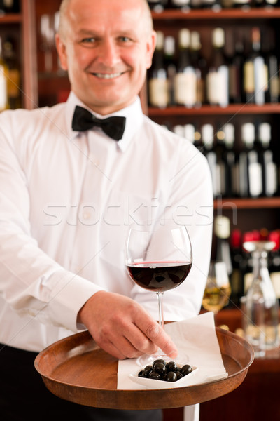 Weinbar Kellner reifen Glas Restaurant Servieren Stock foto © CandyboxPhoto
