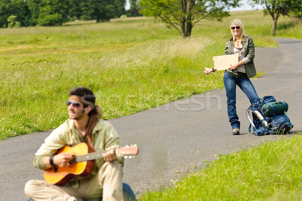 Rugzak asfalt weg spelen gitaar Stockfoto © CandyboxPhoto