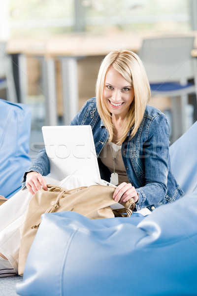 Stockfoto: Gelukkig · student · meisje · ontspannen · middelbare · school · jonge