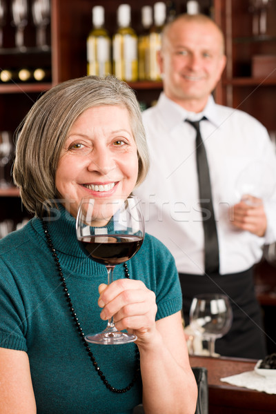 Weinbar Senior Frau genießen Weinglas Barkeeper Stock foto © CandyboxPhoto