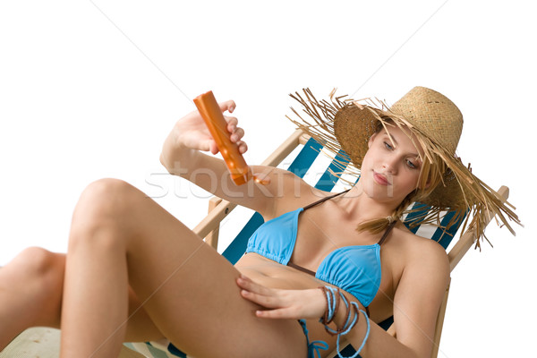 Tengerpart fiatal nő lesülés testápoló bikini napszemüveg Stock fotó © CandyboxPhoto