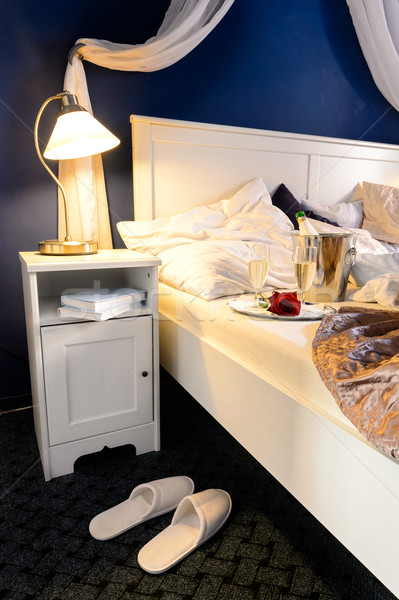 Romantikus üres ágy meghitt pillanat házi cipők Stock fotó © CandyboxPhoto