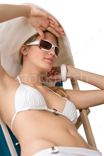 Plage femme bikini chapeau lunettes de soleil [[stock_photo]] © CandyboxPhoto