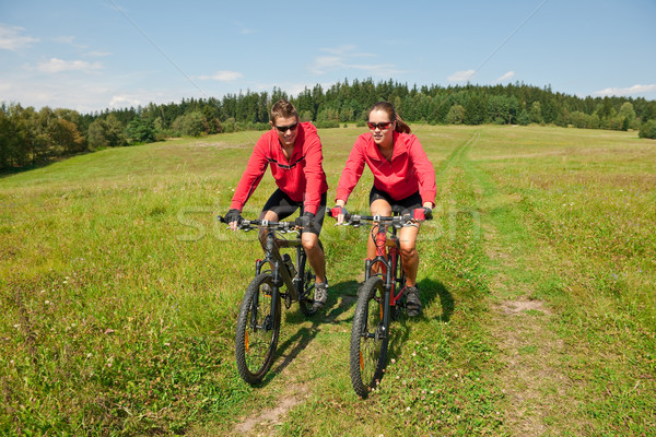 Reiten Mountainbike Frühling Wiese Natur Stock foto © CandyboxPhoto