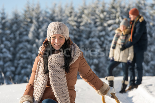 Invierno jóvenes amigos disfrutar nieve Foto stock © CandyboxPhoto