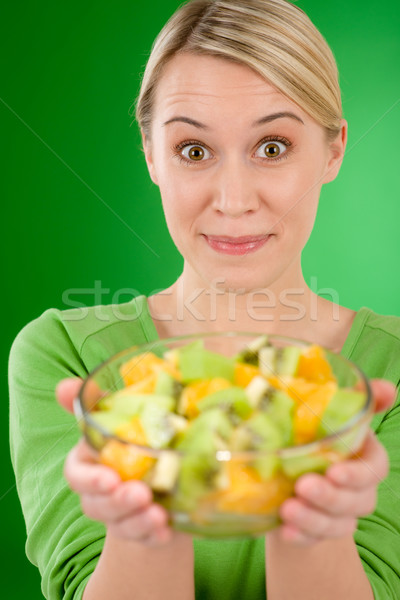 Frau halten Obstsalat Schüssel grünen Stock foto © CandyboxPhoto