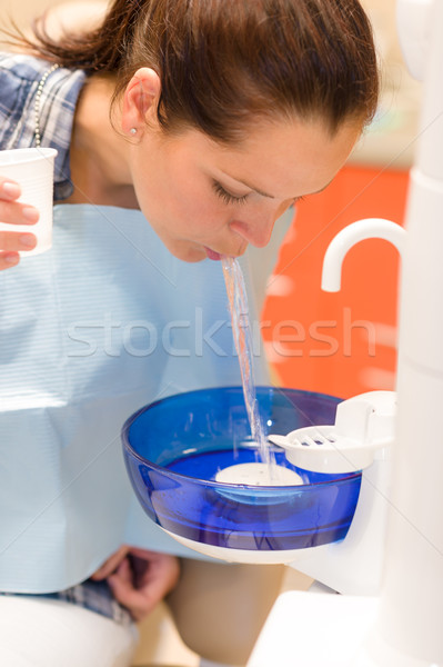 Zahnärztliche Patienten Frau spucken Wasser Behandlung Stock foto © CandyboxPhoto