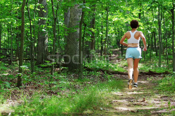 Reife Frau Läufer läuft Wald Frau Frühling Stock foto © cardmaverick2