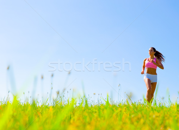Kadın egzersiz çayır Stok fotoğraf © cardmaverick2