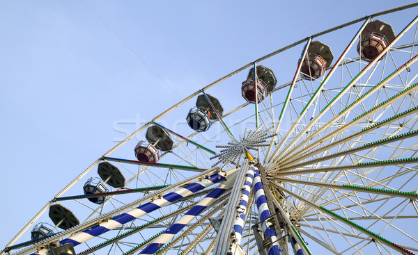 Grande atração parque céu roda Foto stock © carenas1