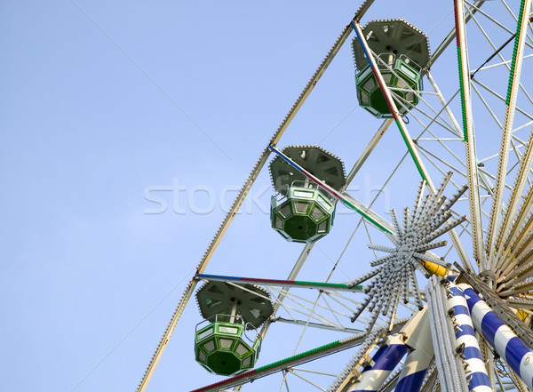 Grande atração parque céu roda Foto stock © carenas1