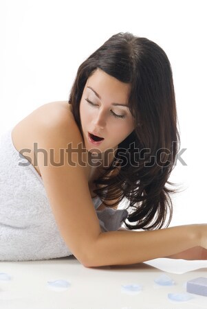 Regarder savon cute jeune femme cheveux foncés juste Photo stock © carlodapino