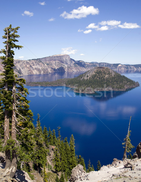 Krater jezioro Oregon na północ Ameryki niebo Zdjęcia stock © cboswell