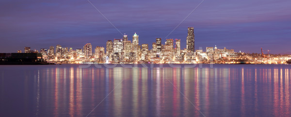 Centro Seattle skyline suono edificio per uffici notte Foto d'archivio © cboswell