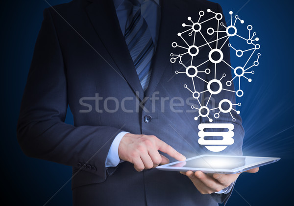 Foto stock: Empresario · tableta · manos · traje