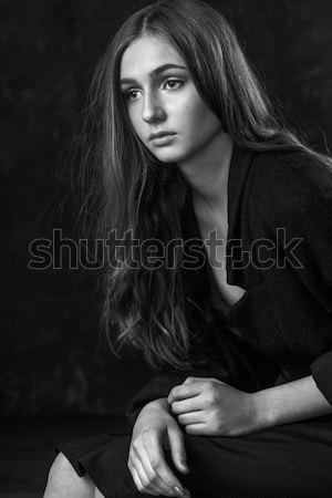 Retrato nina triste ojos oscuro mujer Foto stock © chesterf