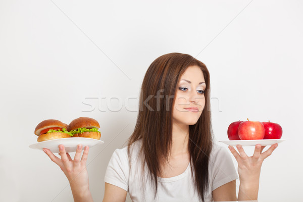 Vrouw vergadering achter tabel voedsel Stockfoto © chesterf