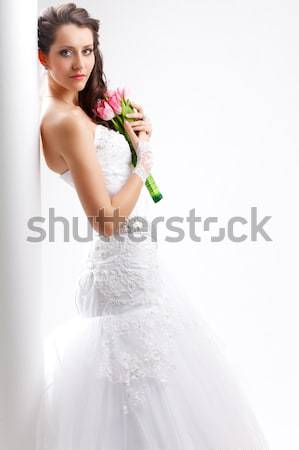 Foto d'archivio: Bella · sposa · piedi · bianco · colonna · ragazza