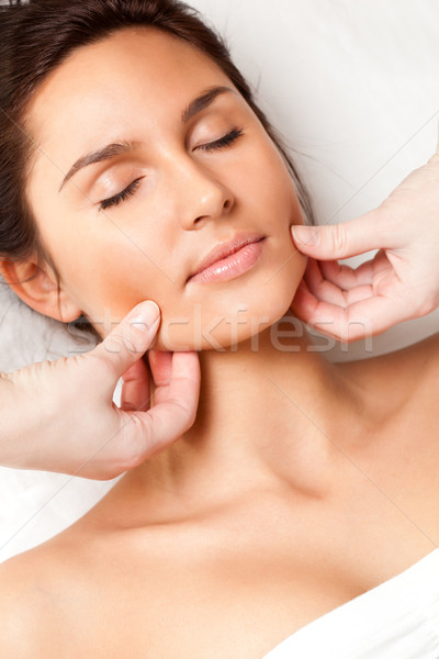 Mulher cara massagem mulher bonita foto Foto stock © chesterf