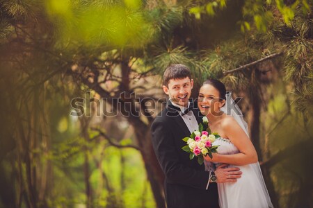 Stok fotoğraf: Gelin · damat · açık · havada · portre · ağaçlar · park